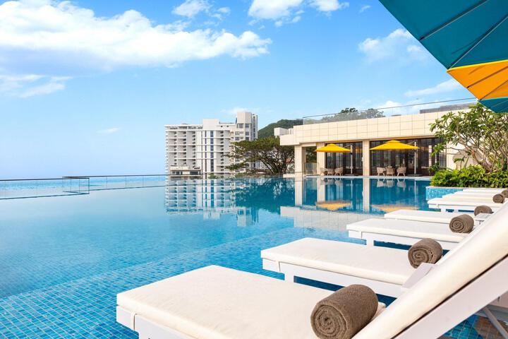 Sanya Royal Garden Resort Hotel