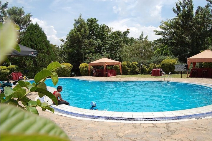 Pool 54 of 115