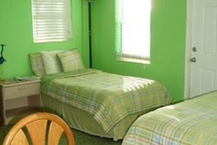 Room 9 of 26