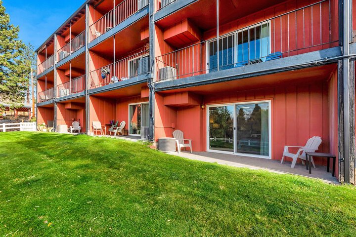 Terrace/Patio 276 of 398