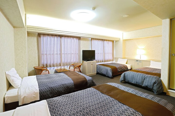 Room 21 of 51
