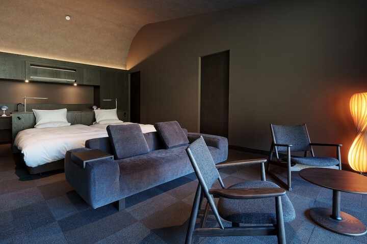 Room 16 of 82