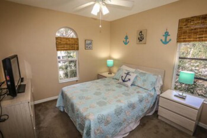 Room 28 of 30
