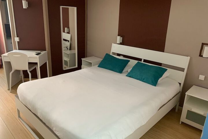 Room 29 of 64
