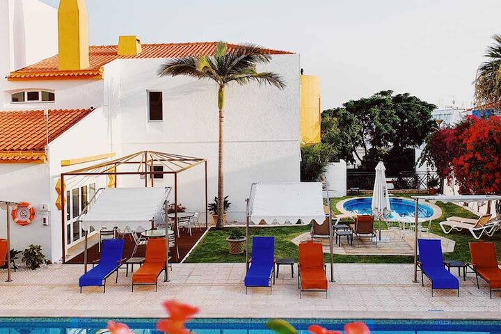 Pool 22 of 59