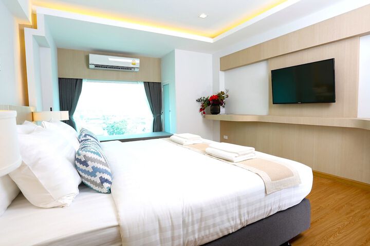 Room 7 of 38