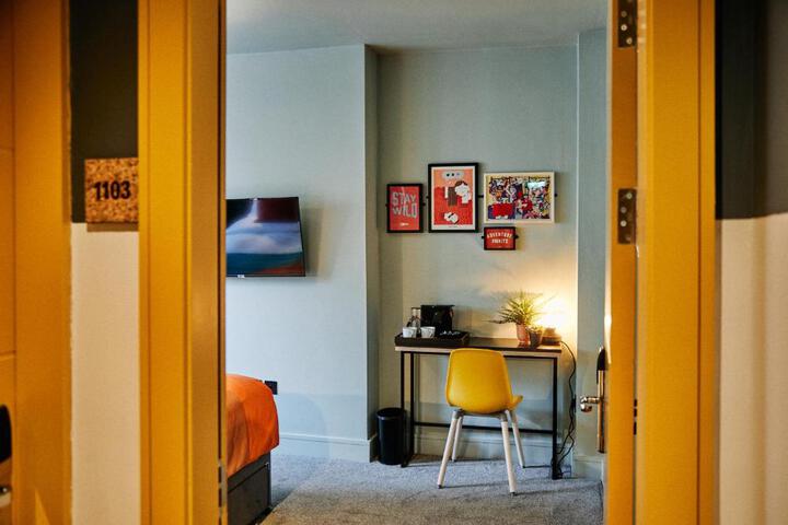General 2 of 43