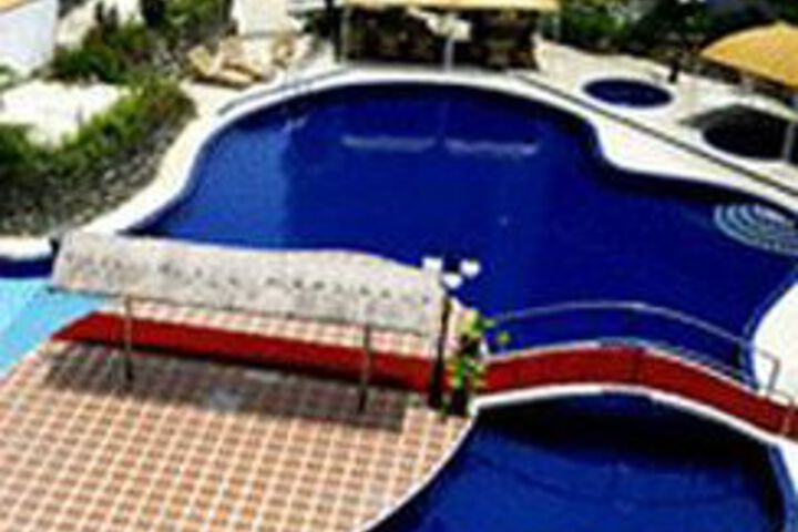 Pool 16 of 16