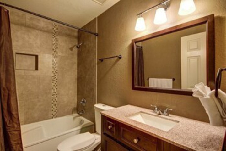Room 2 of 17