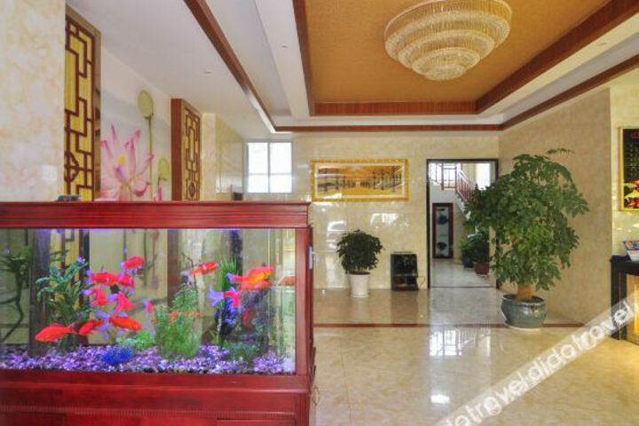 Hotel Interior 10 of 24