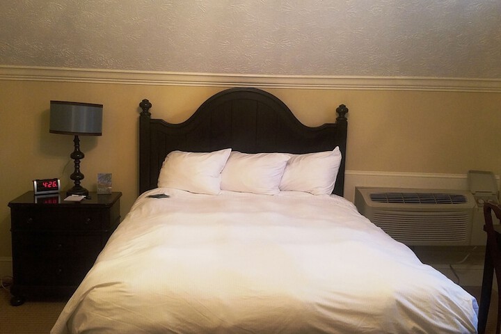 Room 5 of 87