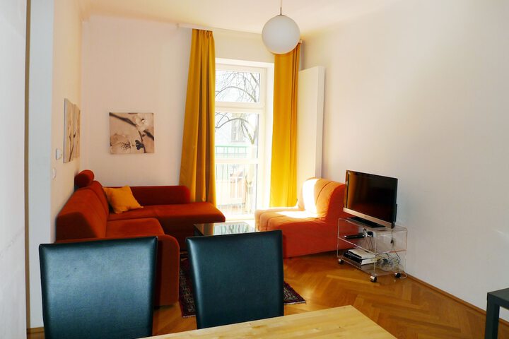 Room 5 of 30