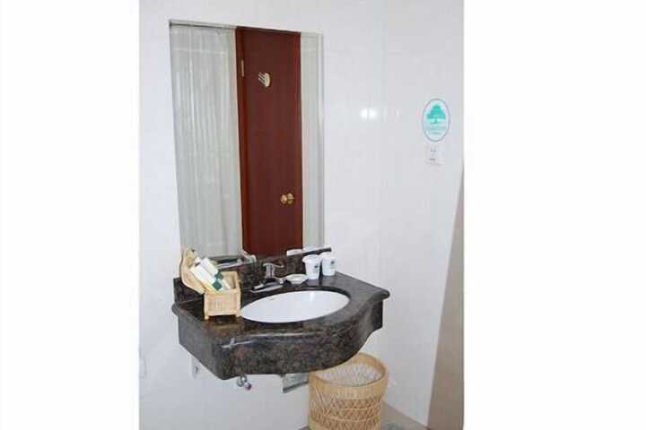 Room 45 of 52