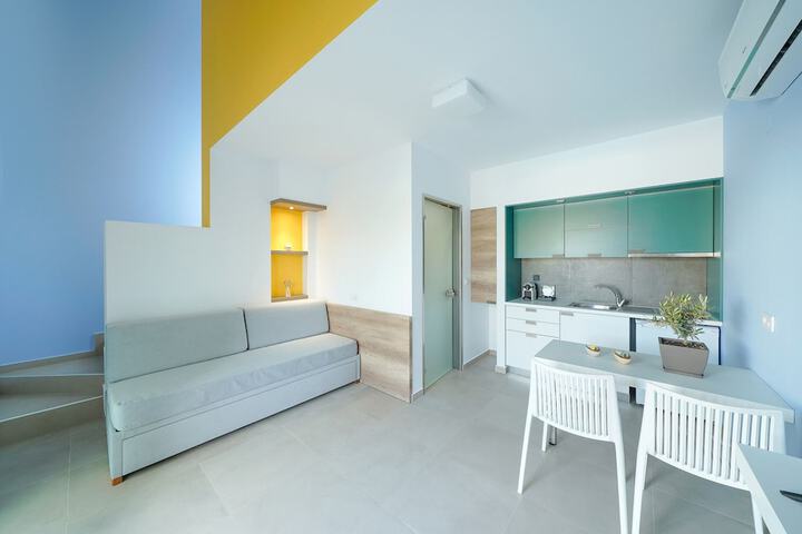 Room 7 of 22