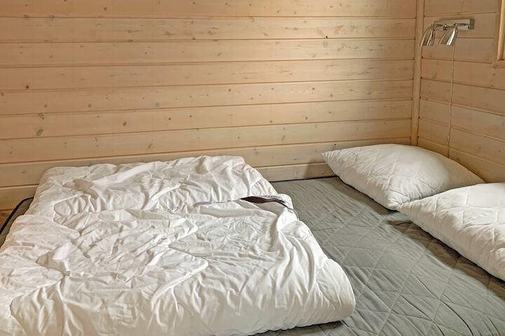 Room 3 of 26
