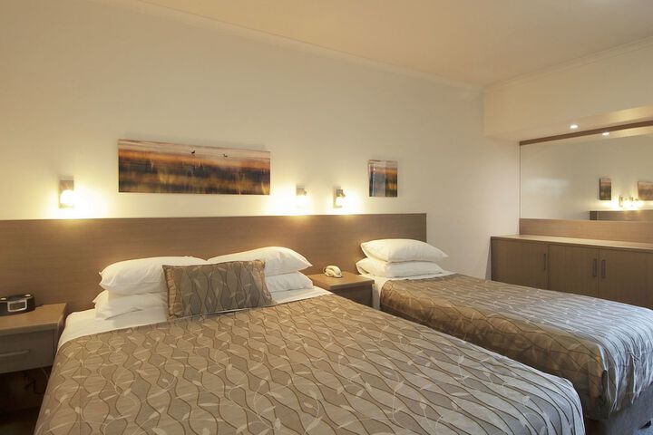 Room 12 of 49