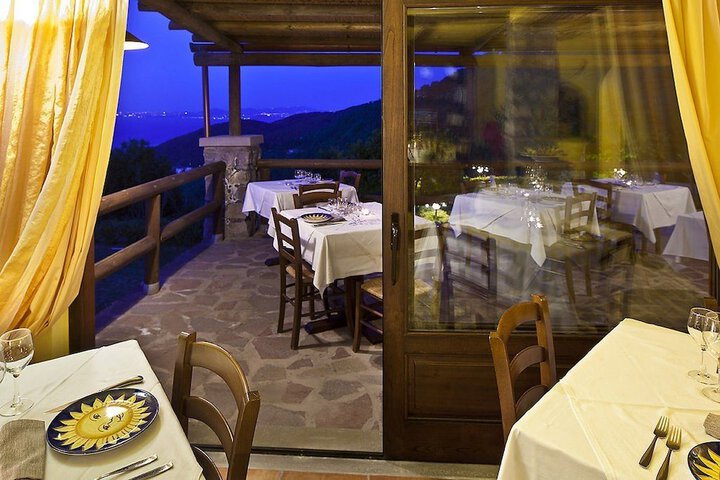 Dining Photos