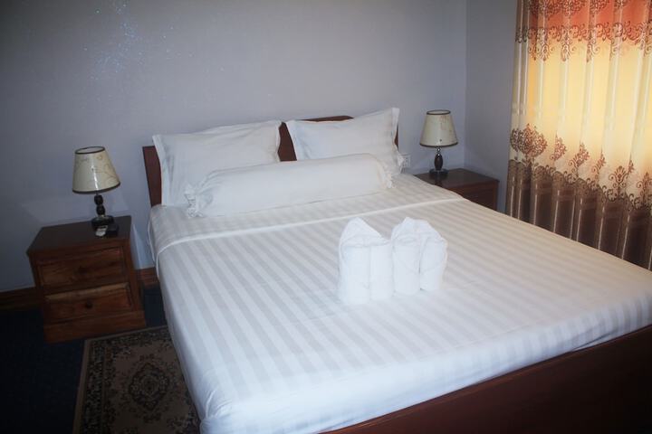 Room 16 of 52