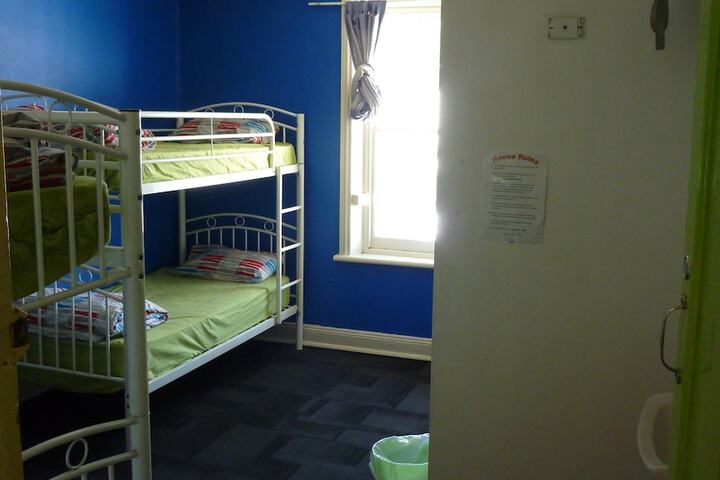 Room 5 of 44