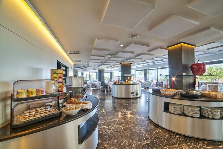 Dining 100 of 122