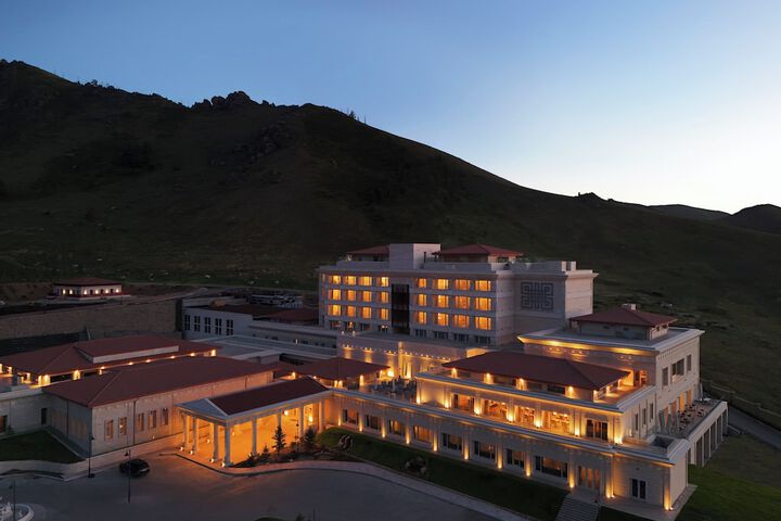 Hotel 107 of 107
