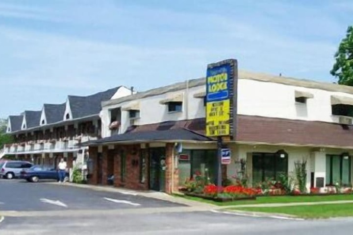 Hotel 78 of 80