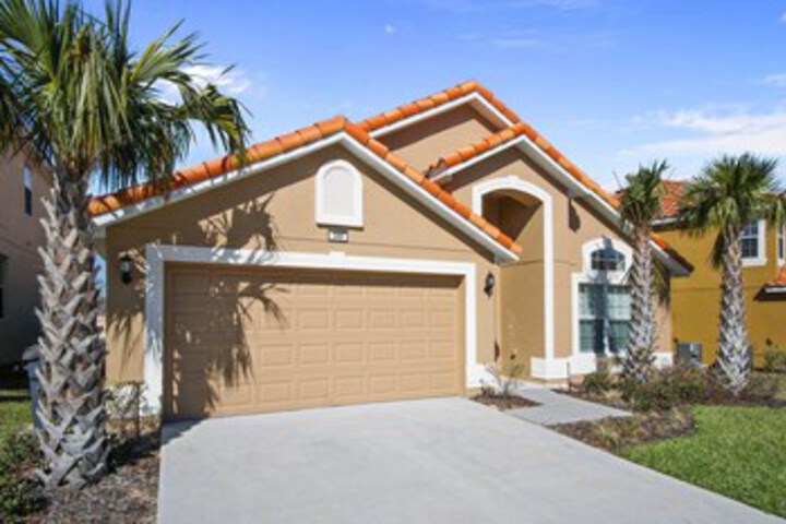 Cabello Haven in Davenport, FL