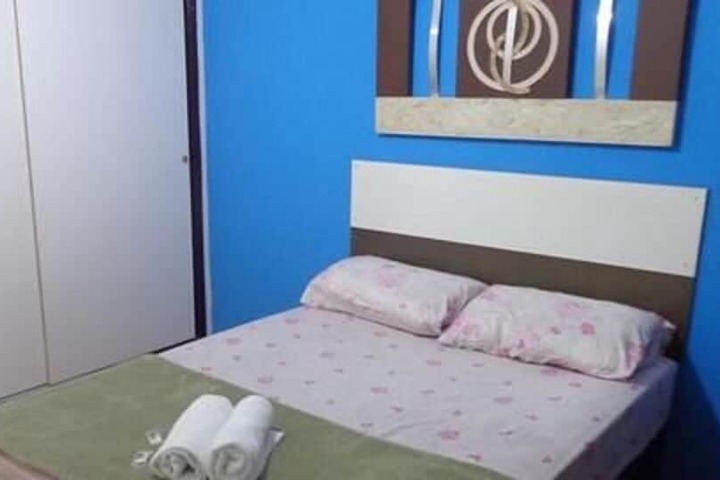 Room 3 of 8