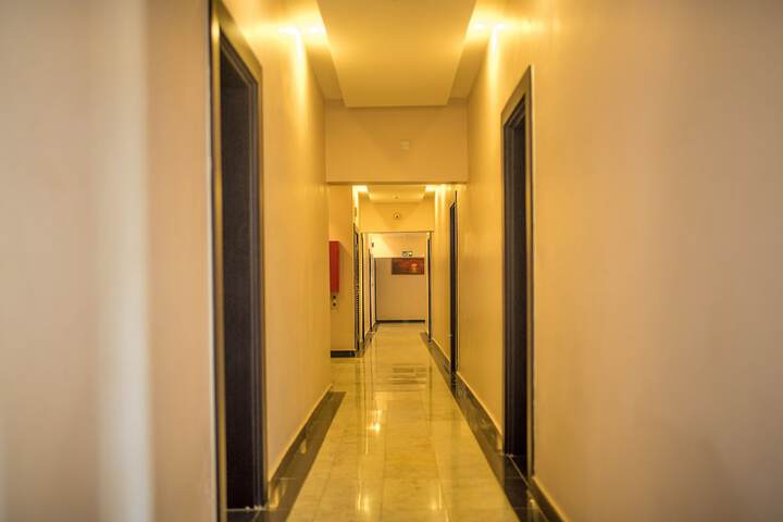 Ballroom/Hall 42 of 44