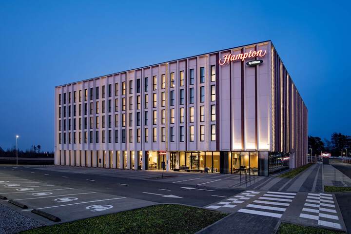 Hotel 50 of 51