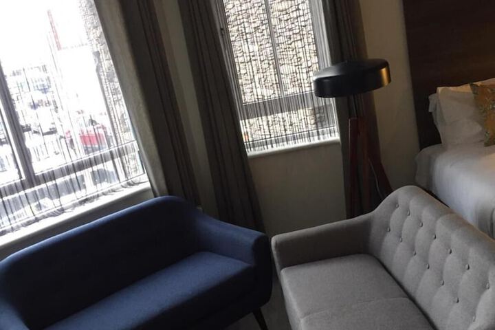 Room 13 of 35