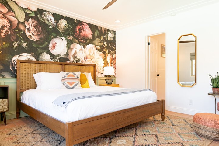 Room 9 of 95