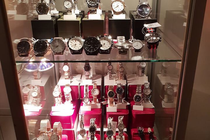 Gift Shop 17 of 31