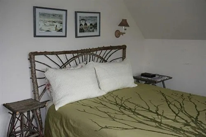 Room 3 of 19