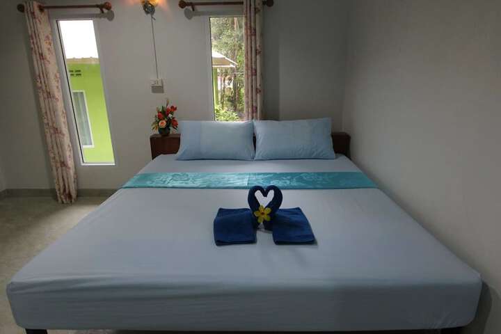 Room 9 of 43