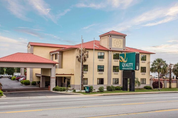 Hotel 45 of 48
