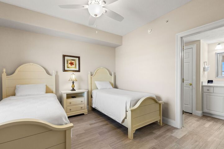 Room 3 of 36