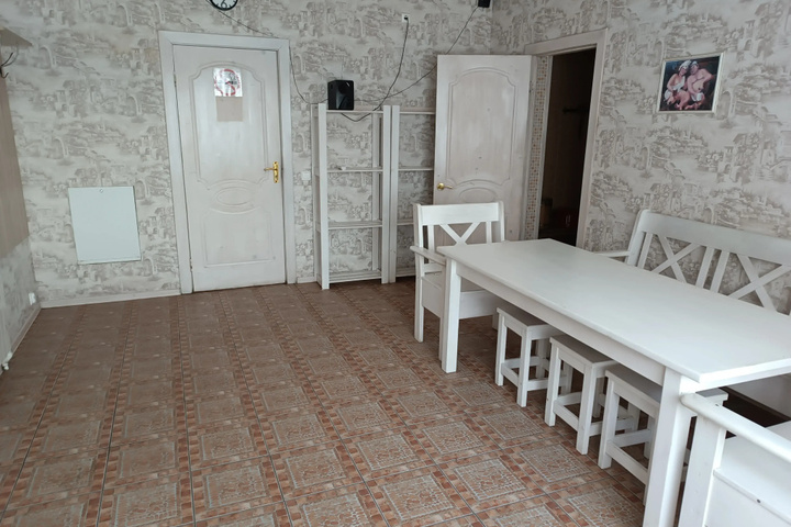 Room 18 of 21