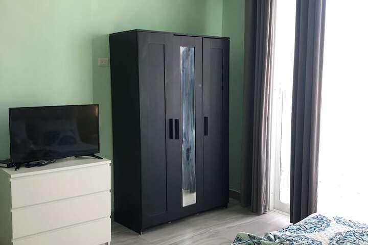 Room 15 of 64
