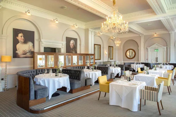 Dining 54 of 86