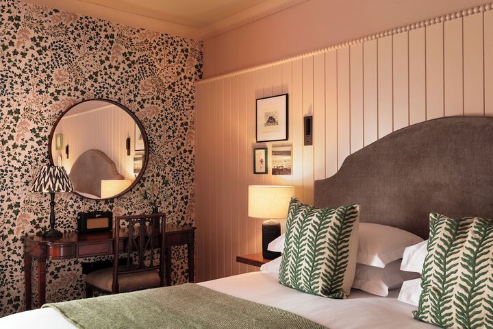 Room 10 of 63