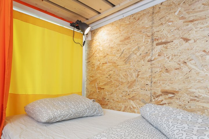Room 5 of 101
