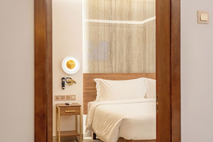 Room 48 of 151
