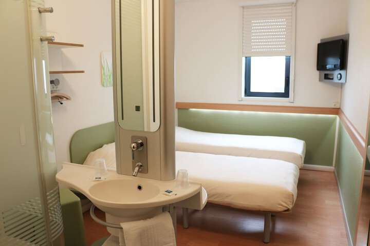 Clean Restrooms