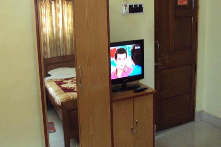Orbit Hotel Tarapith
