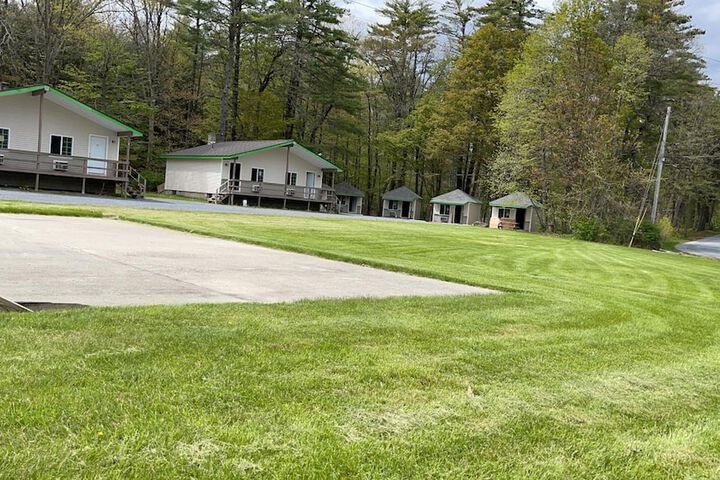 Property Grounds 21 of 26