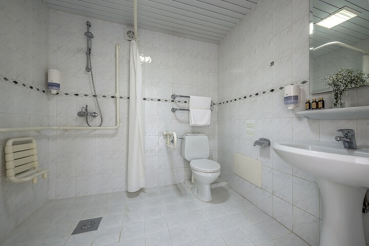 Room 45 of 56