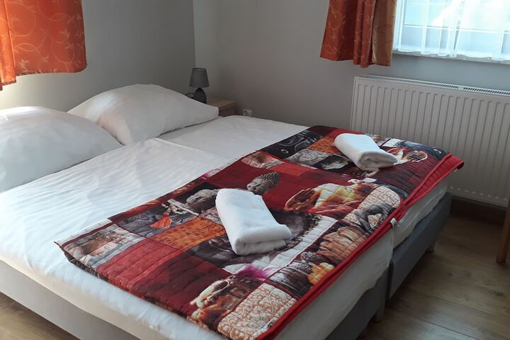 Room 16 of 21