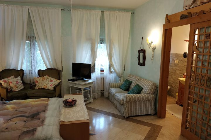 Room 17 of 19