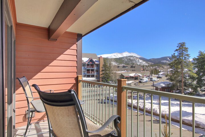 Terrace/Patio 8 of 20